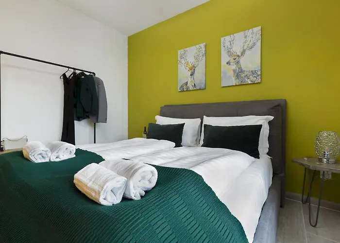 Monolocale Con Terrazzo Vista Via Cassarinetta 7 By Lr Apartment Lugano